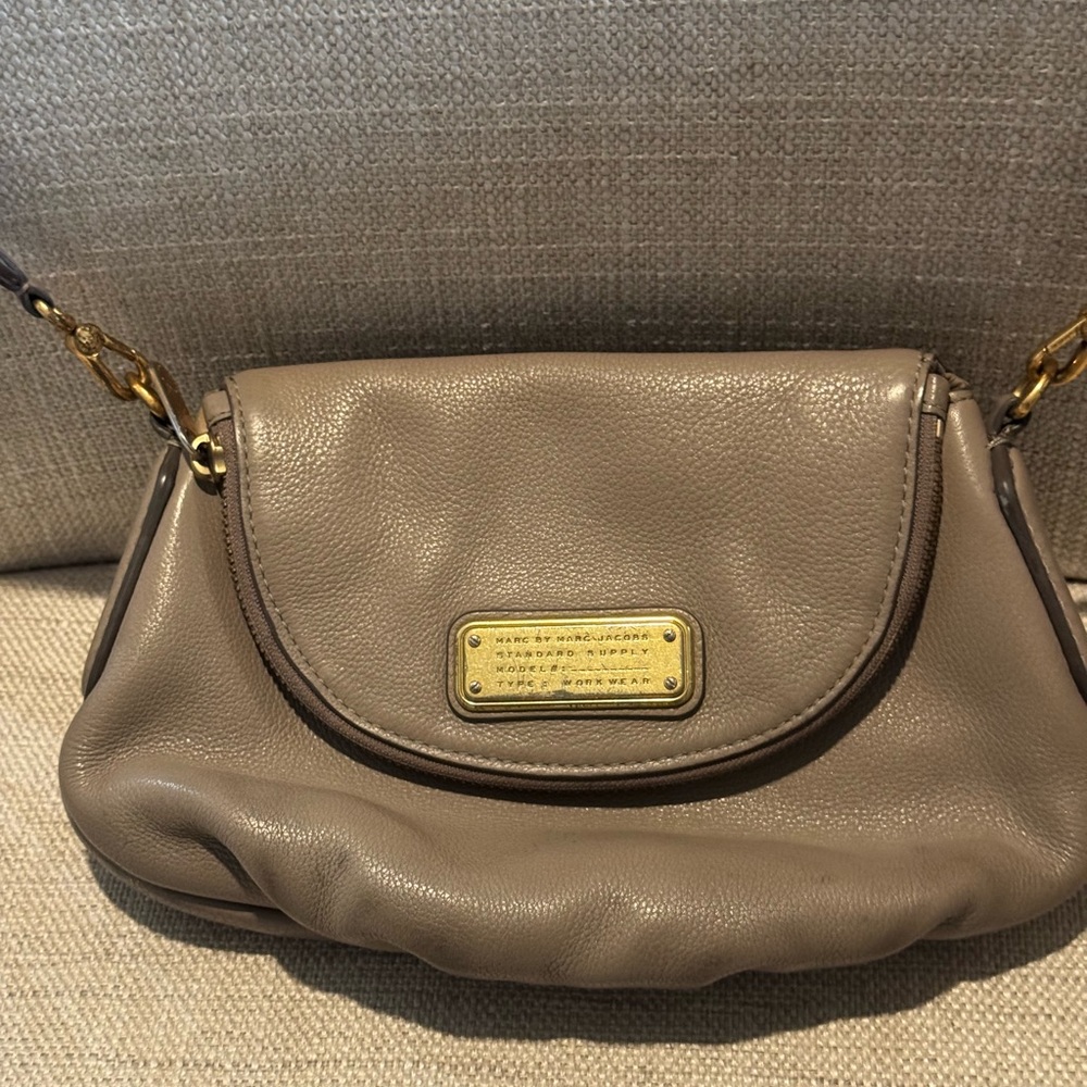 Marc by Marc Jacobs Taupe Leather Shoulder Bag with Gold Hardware